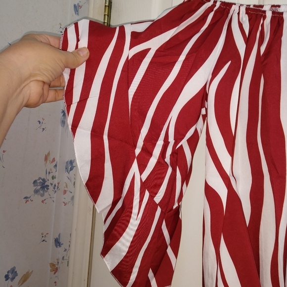 New Zebra Print Boho Off On Shoulder Front Tie Top - Picture 6 of 11